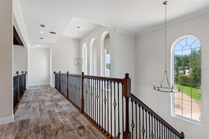 Image No.38-5 Bed Property for sale