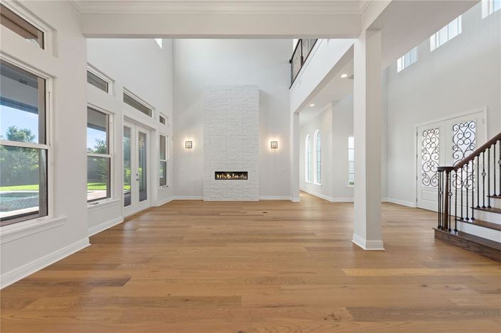 Image No.5-5 Bed Property for sale