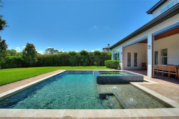 Image No.57-5 Bed Property for sale