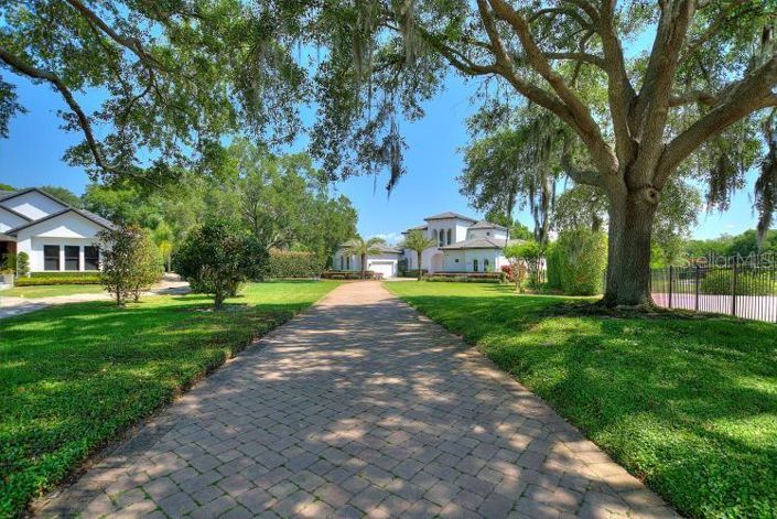 Image No.62-5 Bed Property for sale