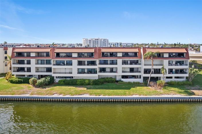 Image No.45-Propriété de 2 chambres à vendre à Floride