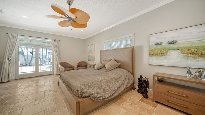 Image No.20-3 Bed Property for sale