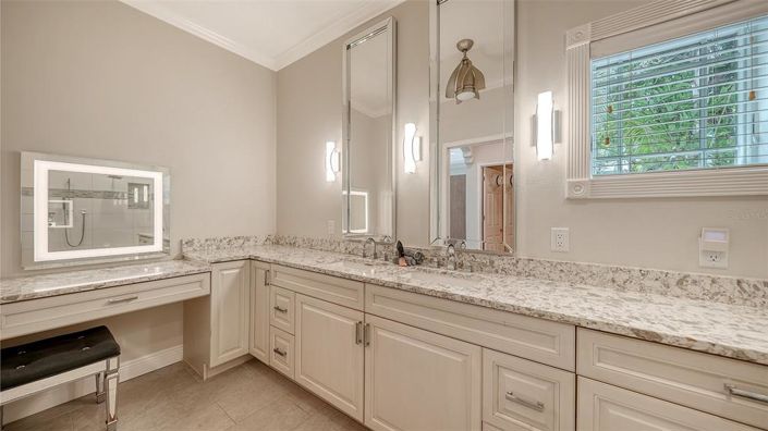 Image No.23-3 Bed Property for sale