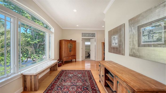 Image No.27-3 Bed Property for sale