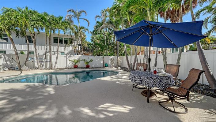 Image No.44-3 Bed Property for sale