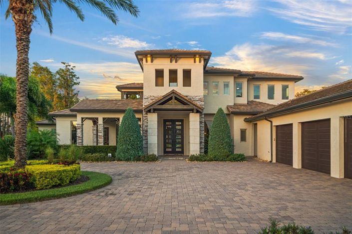 Image No.3-5 Bed Property for sale