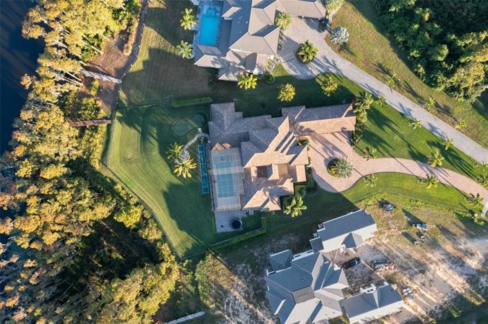 Image No.5-5 Bed Property for sale