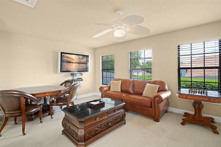 Image No.26-5 Bed Property for sale