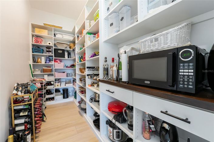 Image No.11-5 Bed Property for sale