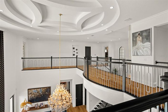 Image No.33-6 Bed Property for sale