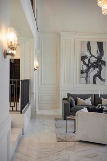 Image No.12-6 Bed Property for sale