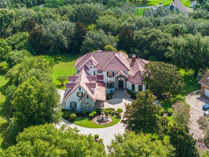 Image No.51-5 Bed Property for sale