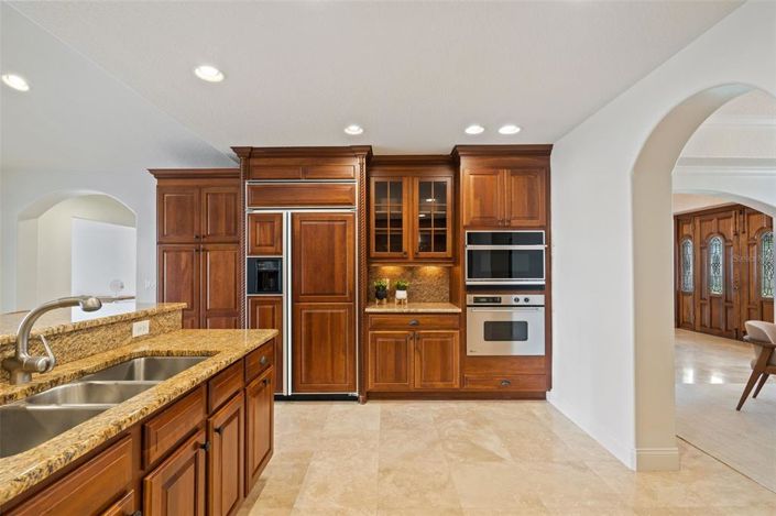 Image No.13-4 Bed Property for sale