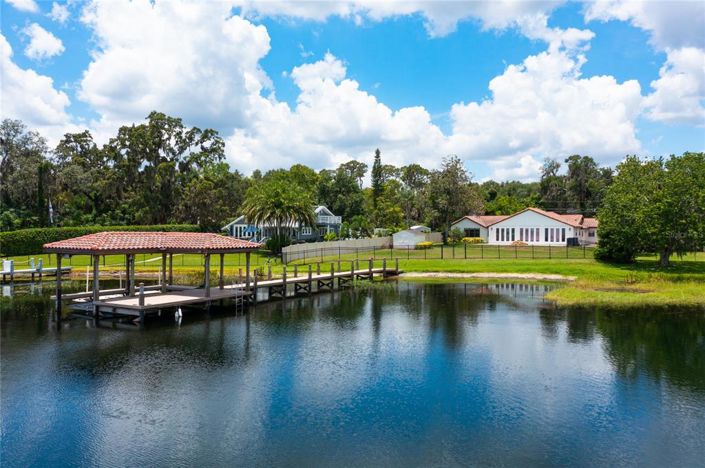 Image No.4-4 Bed Property for sale