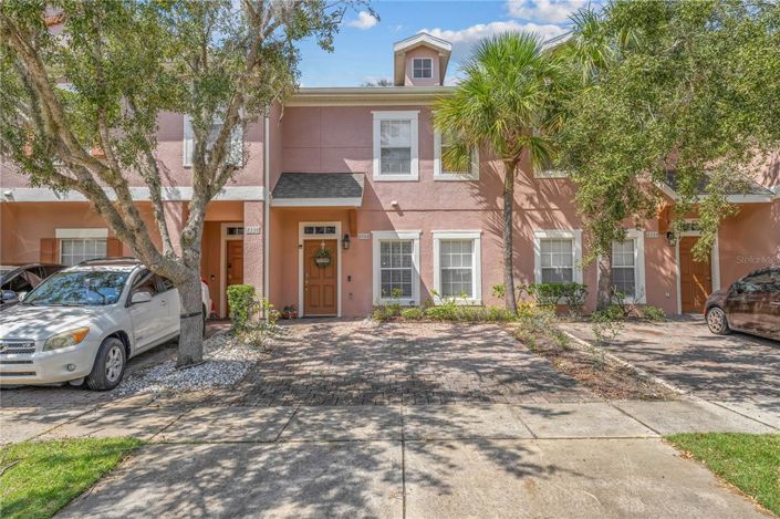 Image No.1-4 Bed Townhouse for sale