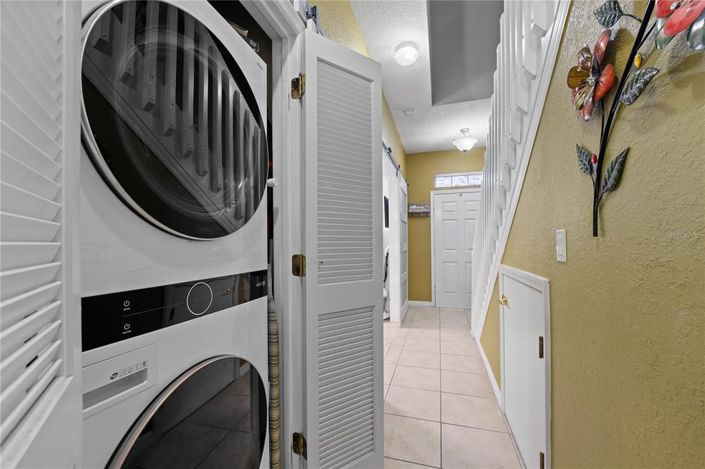 Image No.13-4 Bed Townhouse for sale