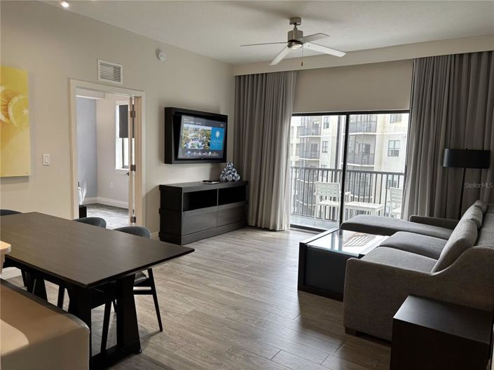 Image No.8-3 Bed Property for sale