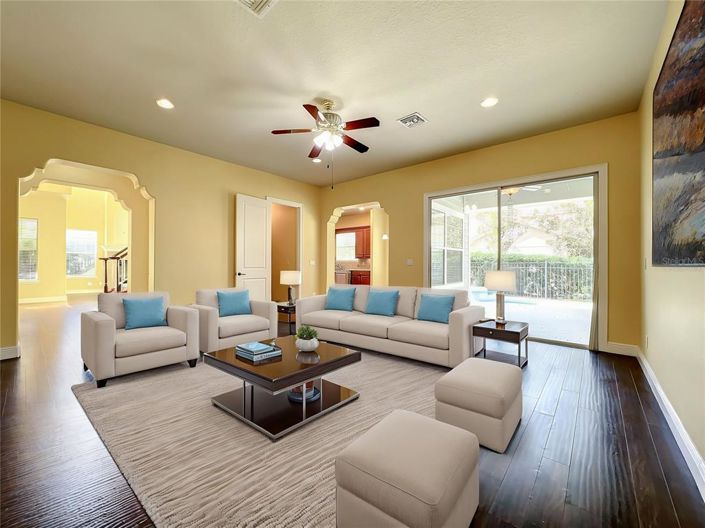 Image No.18-4 Bed Property for sale