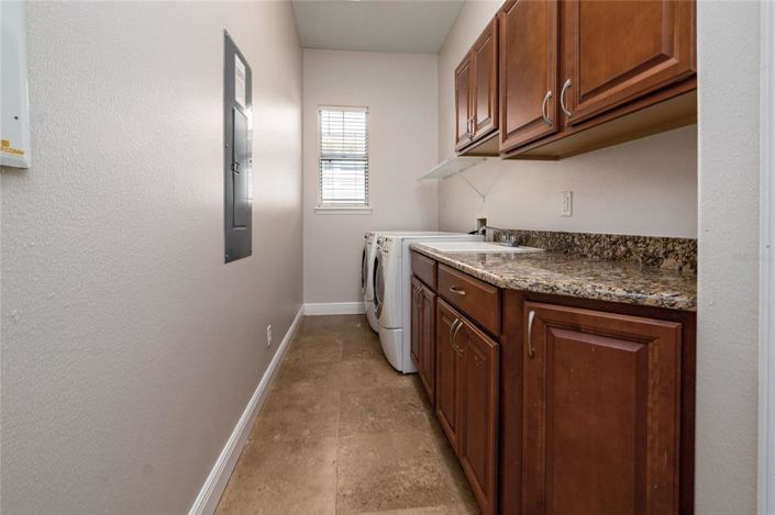 Image No.21-4 Bed Property for sale