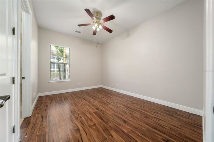 Image No.22-4 Bed Property for sale