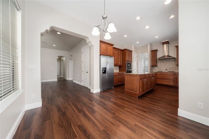 Image No.26-4 Bed Property for sale