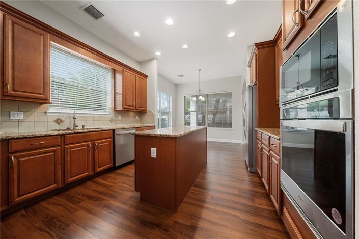 Image No.29-4 Bed Property for sale