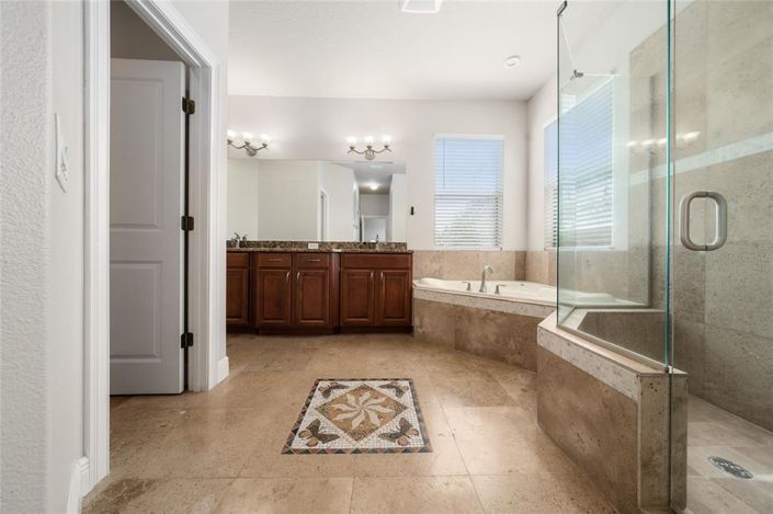 Image No.35-4 Bed Property for sale