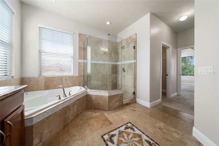 Image No.36-4 Bed Property for sale