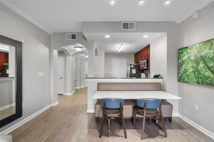 Image No.11-2 Bed Property for sale