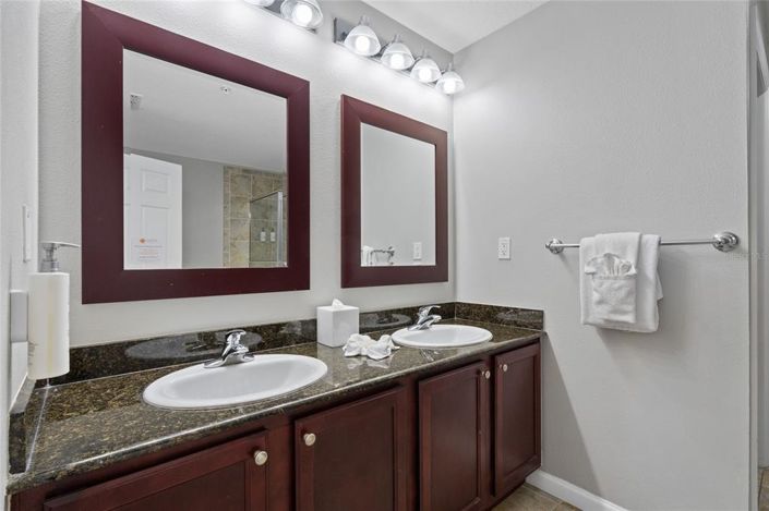 Image No.28-2 Bed Property for sale