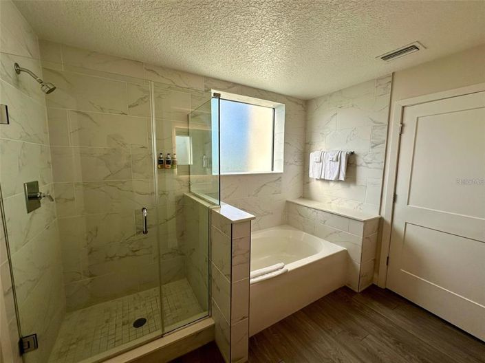 Image No.12-2 Bed Property for sale