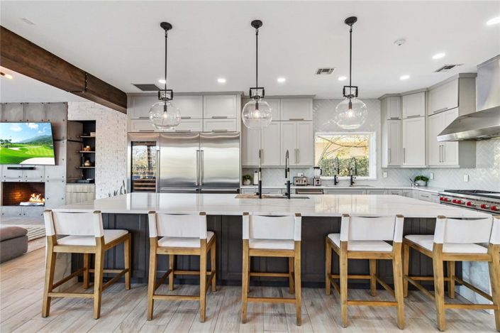 Image No.21-4 Bed Property for sale