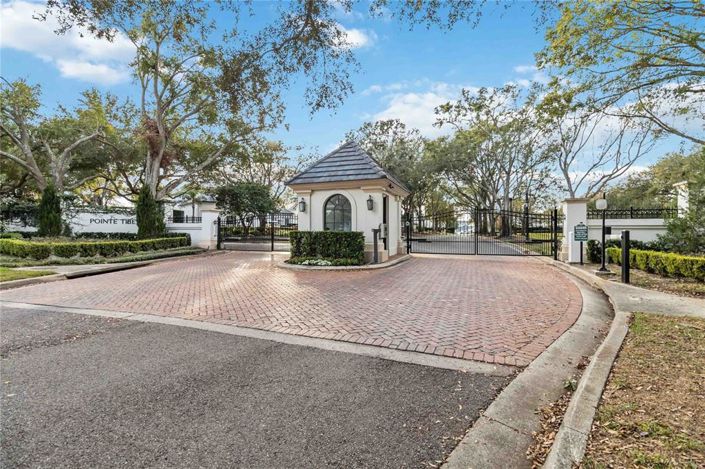 Image No.63-4 Bed Property for sale