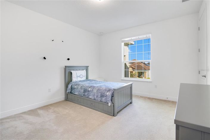 Image No.33-6 Bed Property for sale