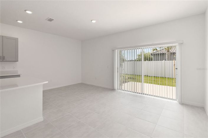 Image No.14-3 Bed Townhouse for sale