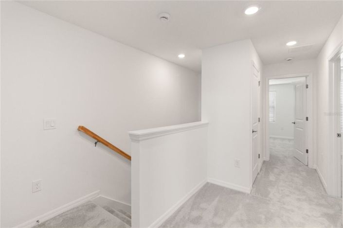 Image No.20-3 Bed Townhouse for sale