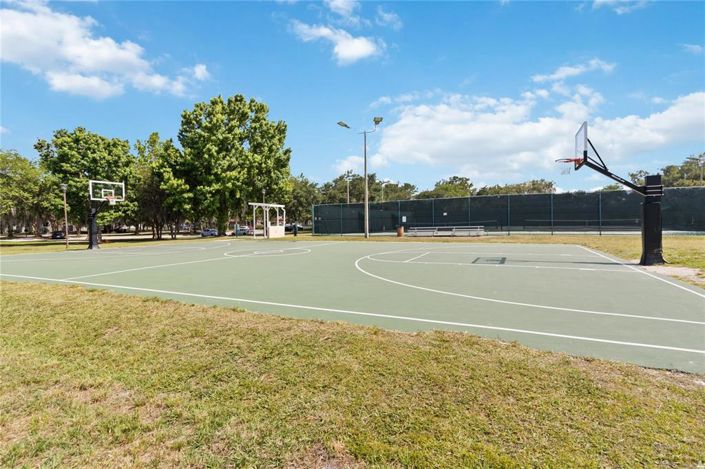 Image No.38-3 Bed Townhouse for sale