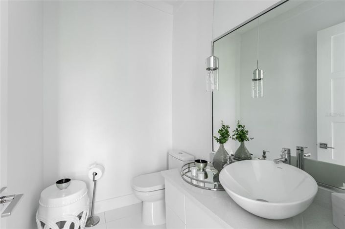 Image No.42-5 Bed Property for sale