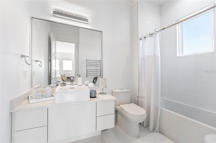 Image No.46-5 Bed Property for sale