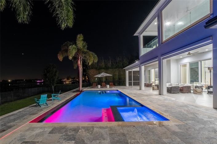 Image No.65-5 Bed Property for sale