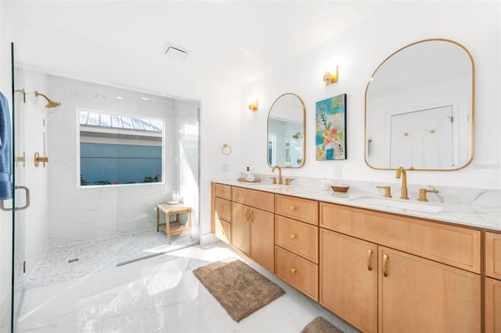 Image No.17-Propriété de 4 chambres à vendre à Windermere