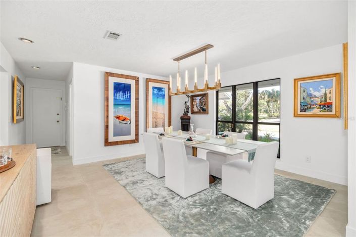 Image No.7-Propriété de 4 chambres à vendre à Windermere