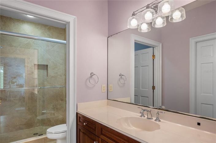 Image No.32-4 Bed Property for sale