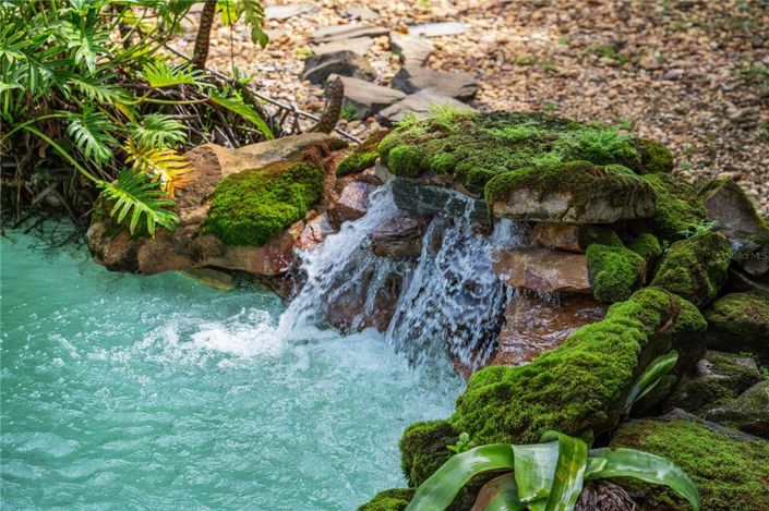 Image No.42-4 Bed Property for sale