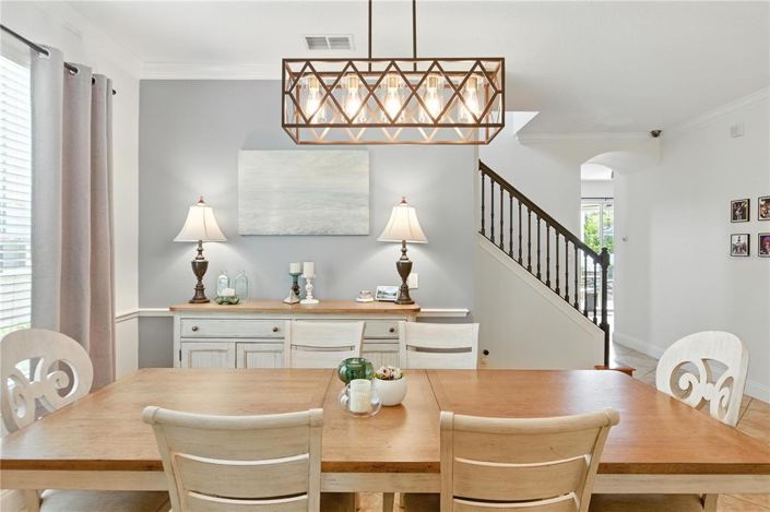 Image No.10-5 Bed Property for sale