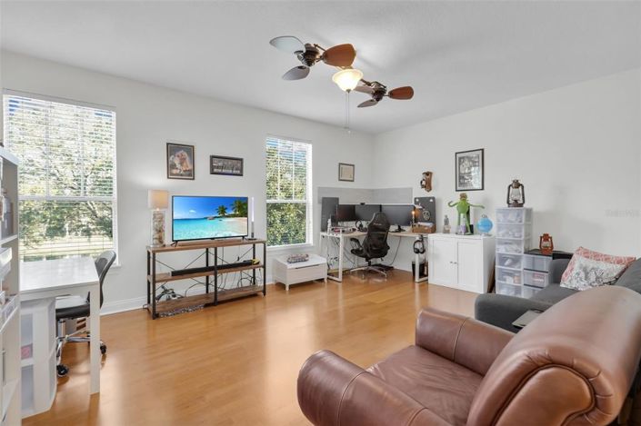 Image No.36-5 Bed Property for sale