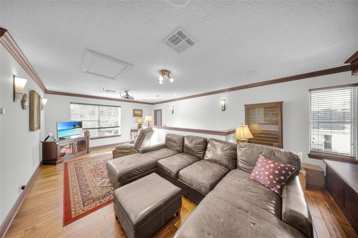 Image No.41-5 Bed Property for sale