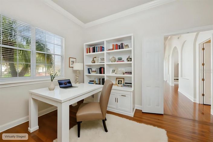 Image No.12-4 Bed Property for sale