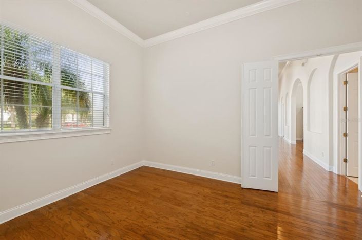 Image No.13-4 Bed Property for sale