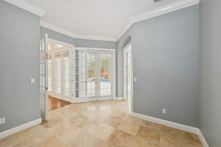 Image No.15-4 Bed Property for sale